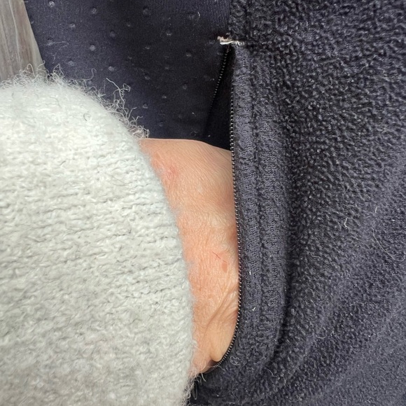 HORSEWARE Ireland Black Fleece Full Zip Jacket Women’s Large 10 - Picture 4 of 7